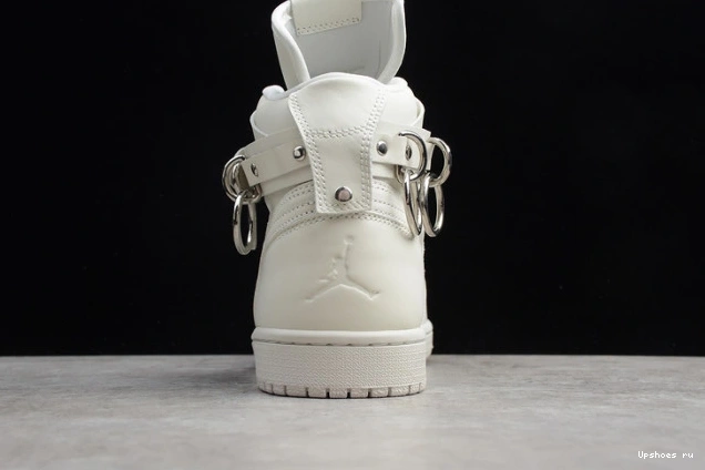 White CN5738-001 Comme Garcons Jordan Retro 1 Air High des 0227